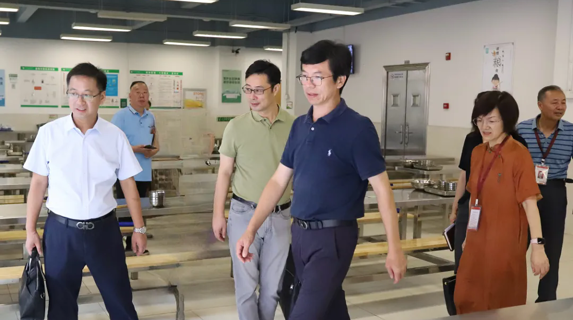 【石湖办学】 吴中区第七片区责任督学莅临石湖实小开展督导工作
